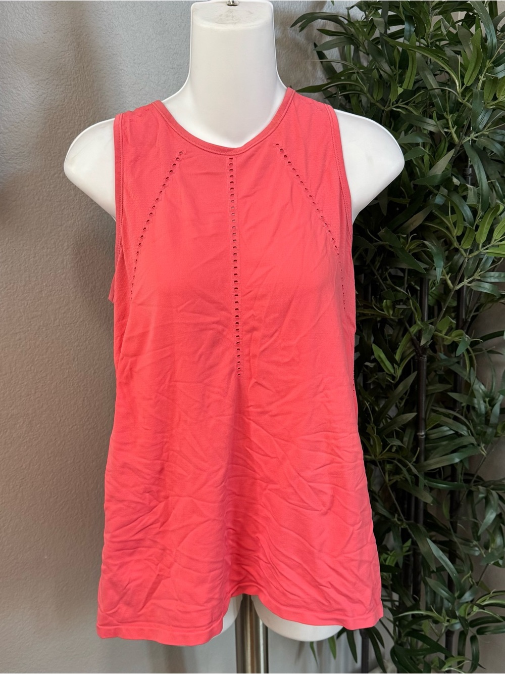 Athleta Coral Eyelet Sleeveless Tank